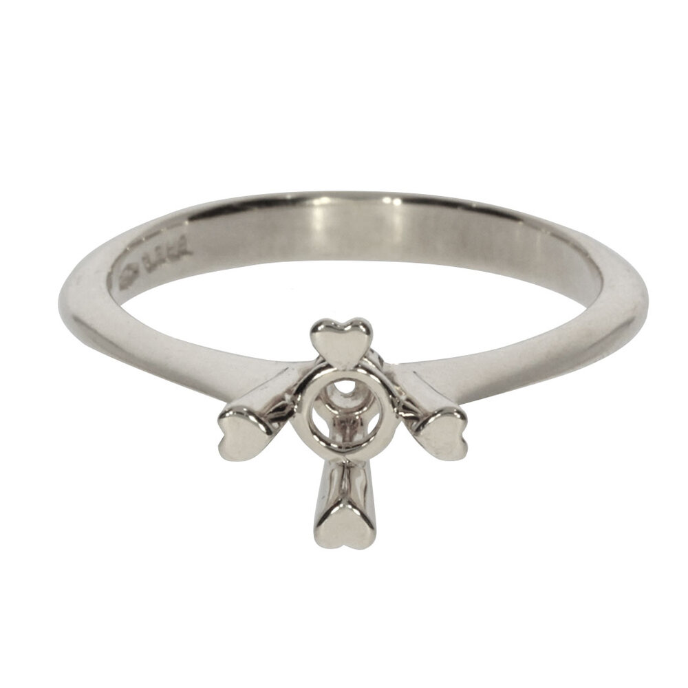 Ring with 4 heart-shaped prongs 750/- white gold 