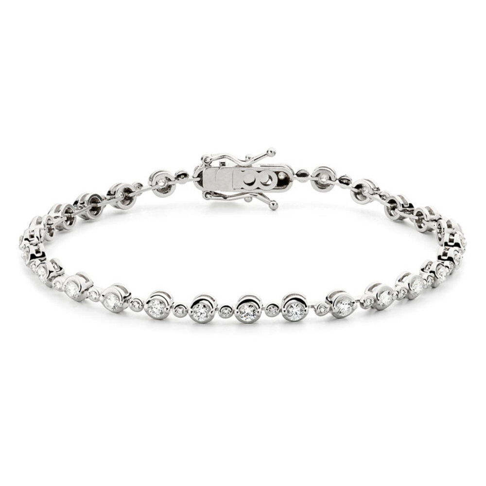 Bracelet with 56 brilliants 750/- white gold 