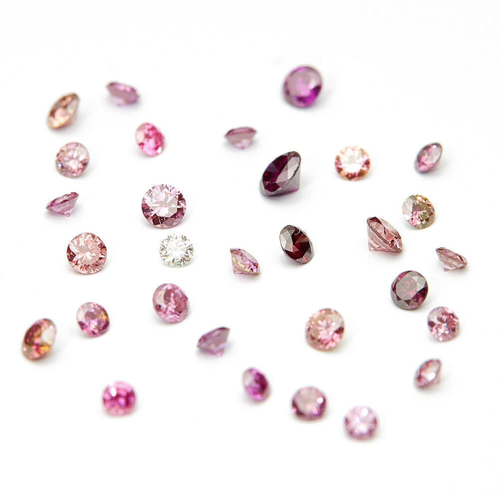 Pink treated brilliants 0.01-0.10 ct 