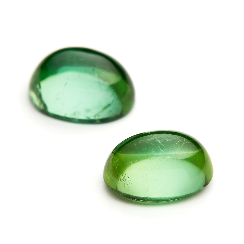 Tourmaline, green, oval cabochon, 8.00 x 6.00 mm 