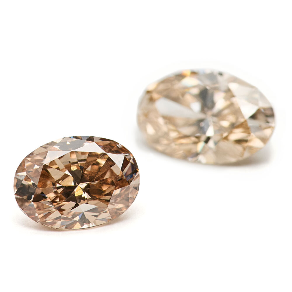 Oval Natural Brown +/- 0.40 ct 