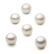 Freshwater pearls, white, cultured, 10.5-11.0 mm (pair)