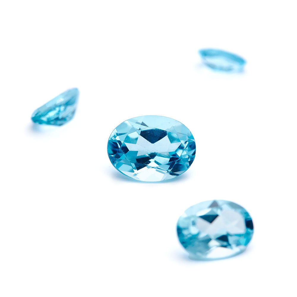 Topaz blue, swiss, oval diamond cut 