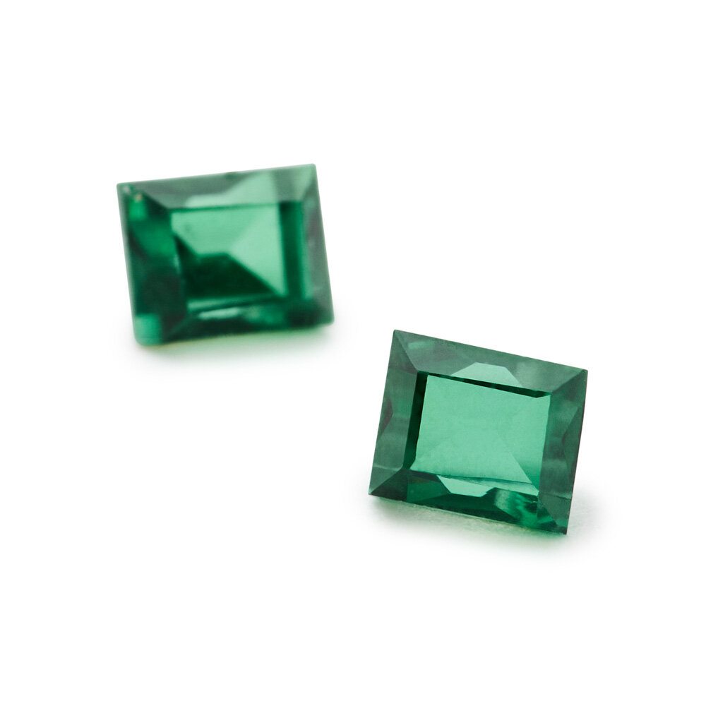 Synthetic emerald, baguette 