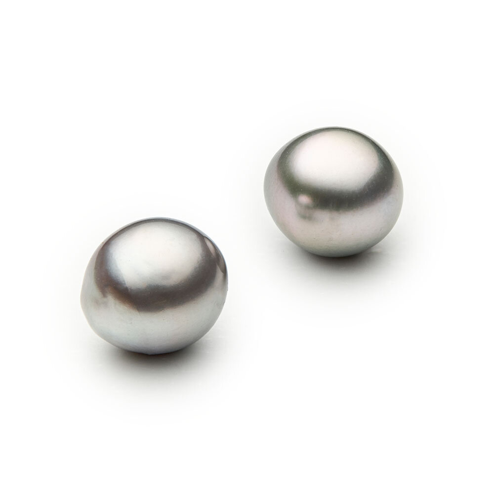Tahitian pearls, cultured, drop-shaped, 10.0 x 9.0 mm (pair) 