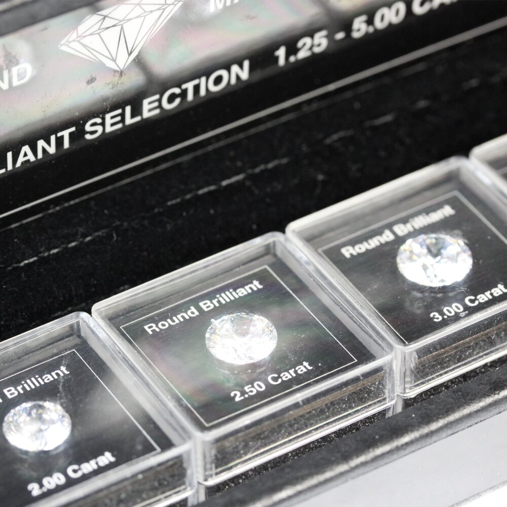 Master set: brilliant 1.25-5.00 carats 