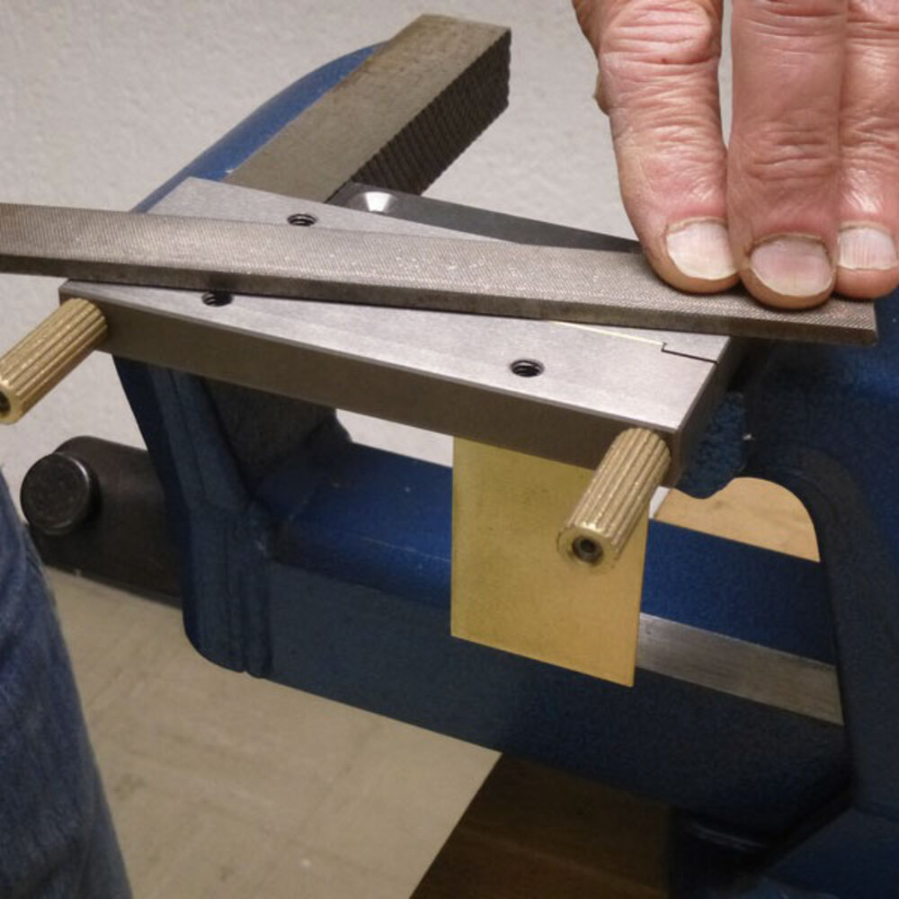 Format clamp and cutting device, Cathara 