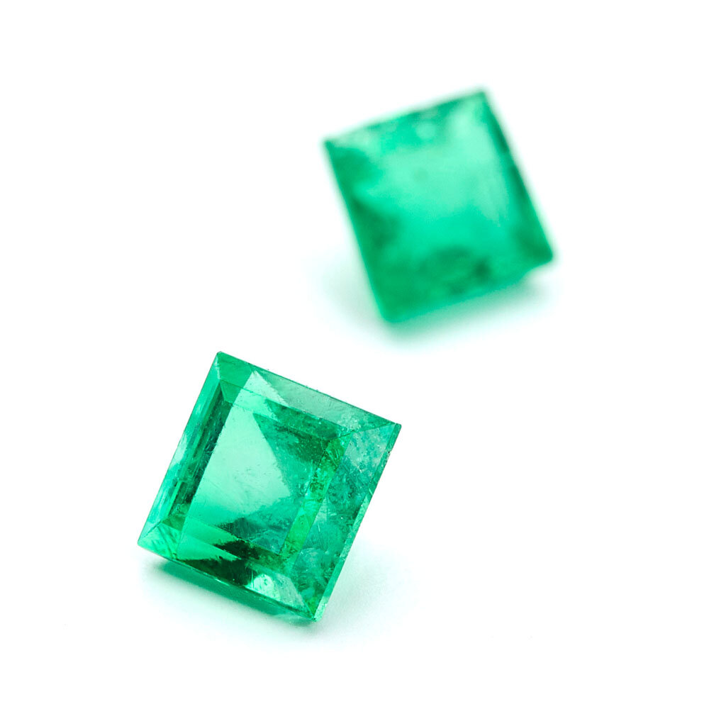 Emerald, square, 3.00 x 3.00 mm 
