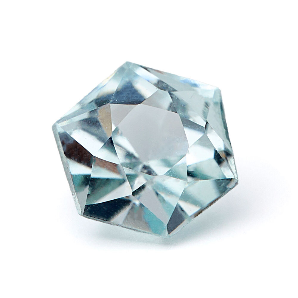 Hexagonal aquamarine