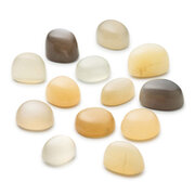 Moonstone, oval cabochon, 19.00 – 15.00 mm