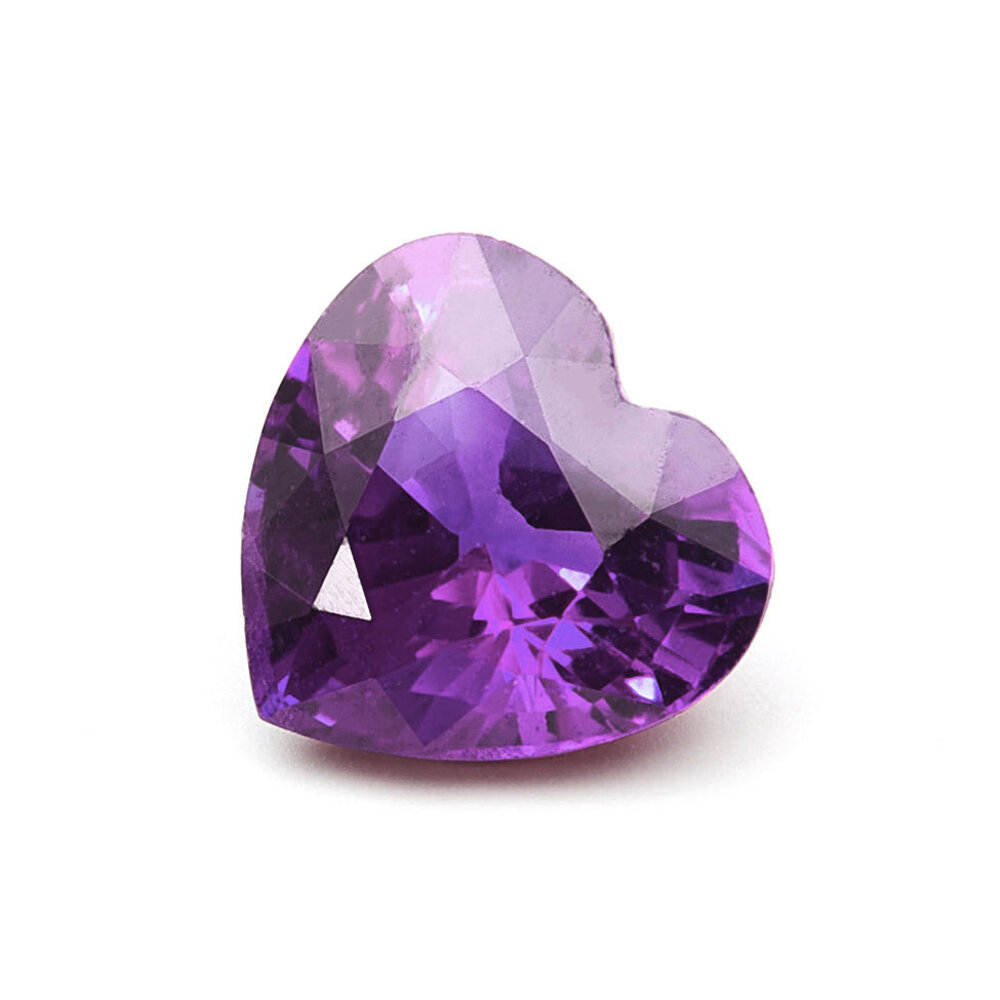 Amethyst, heart-shaped diamond cut, 5.50 x 5.50 mm 