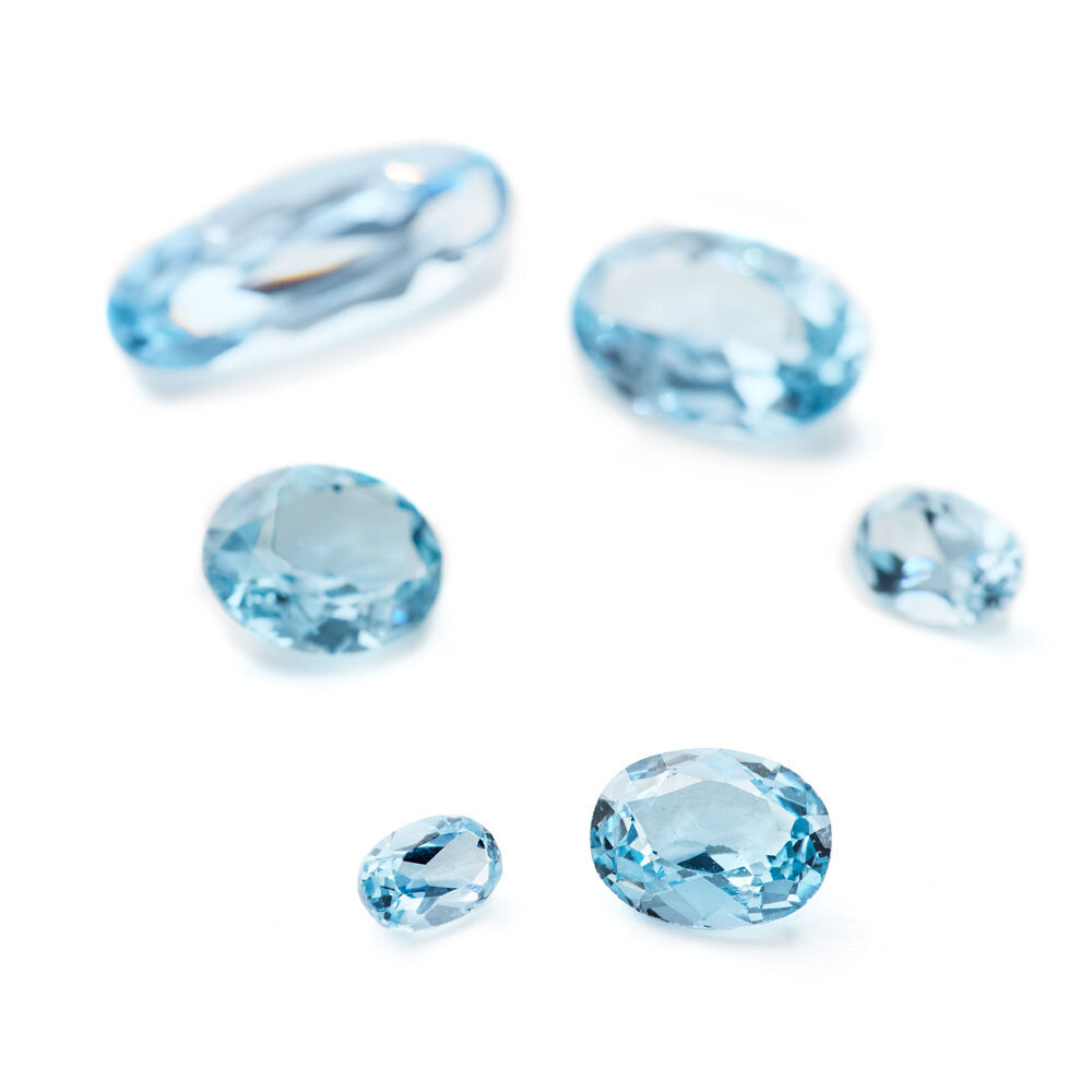 Synthetic spinel, aquamarine, oval diamond cut 