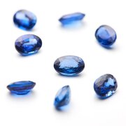 Blue sapphire, oval diamond cut, 5.00 x 3.50 mm
