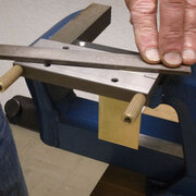 Format clamp and cutting device, Cathara