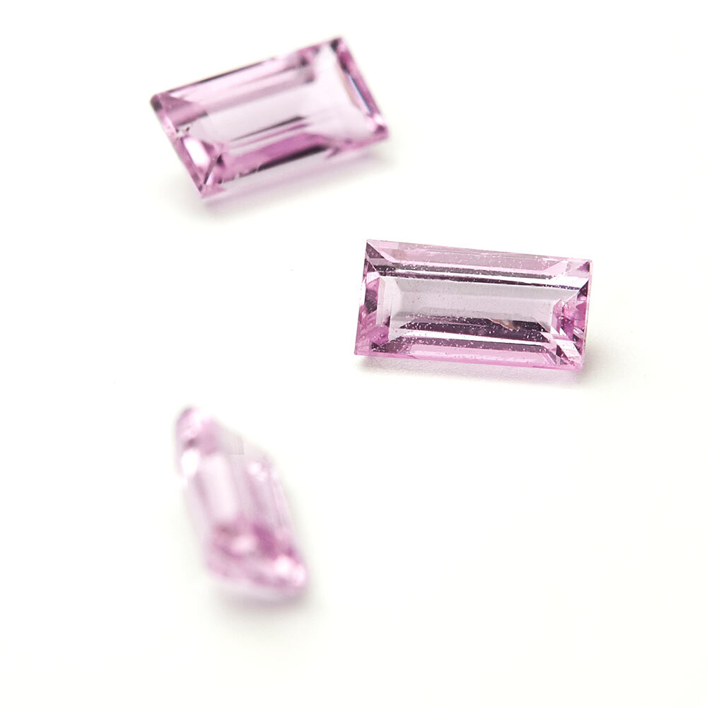 Pink safir, baguette, 4,00 x 2,00 mm 