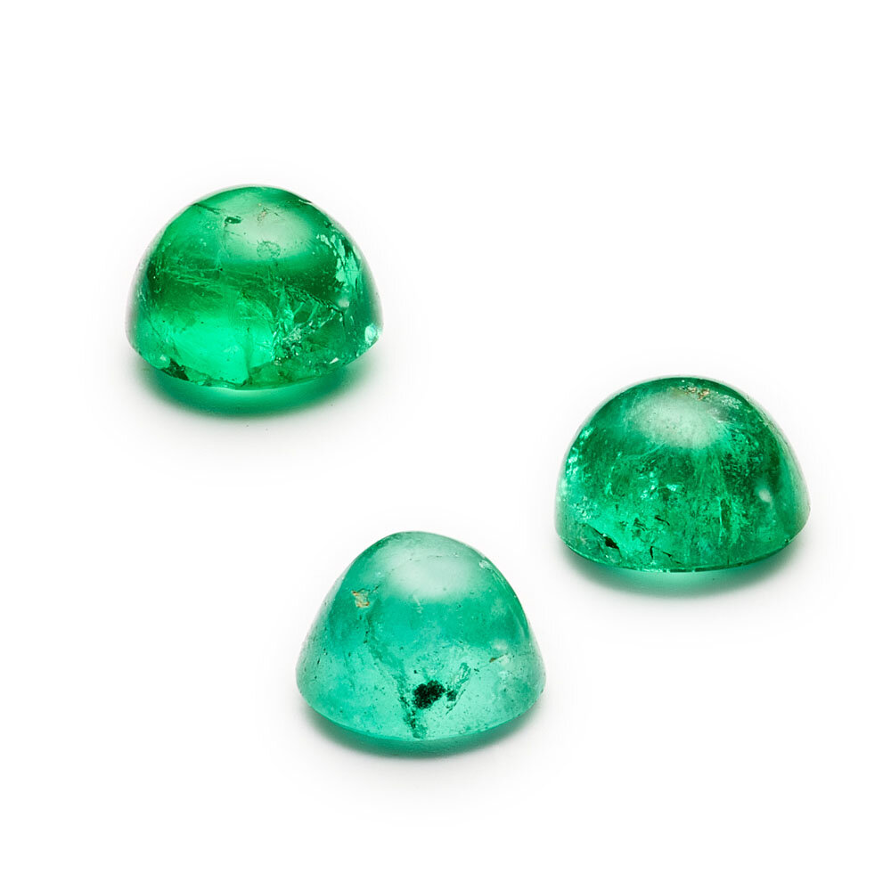 Emerald, round cabochon, 3.10-3.20 mm 