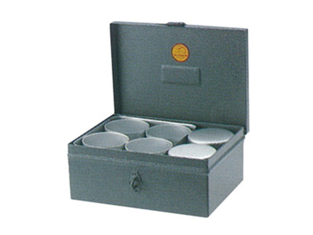 Box with 6 filing containers with built-in sieves 