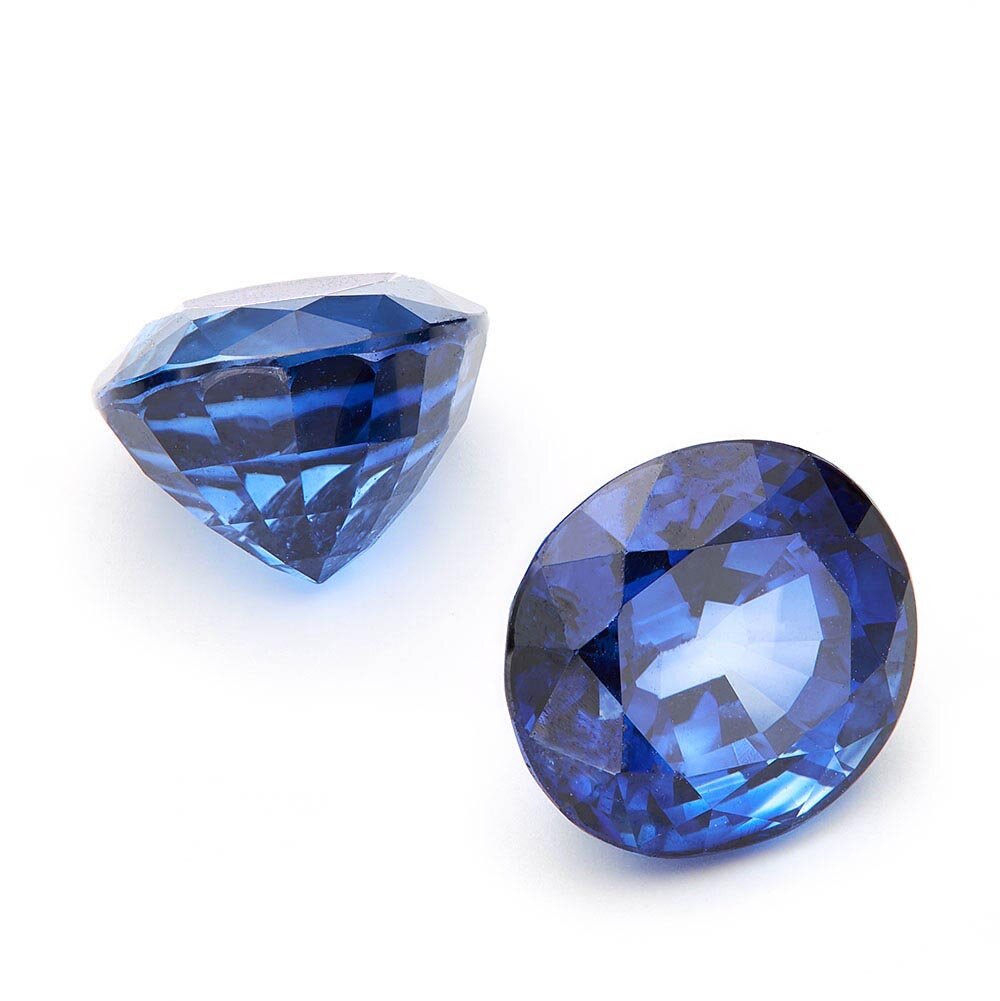Blå safir, oval ceylon, 6,50 x 5,80 mm 