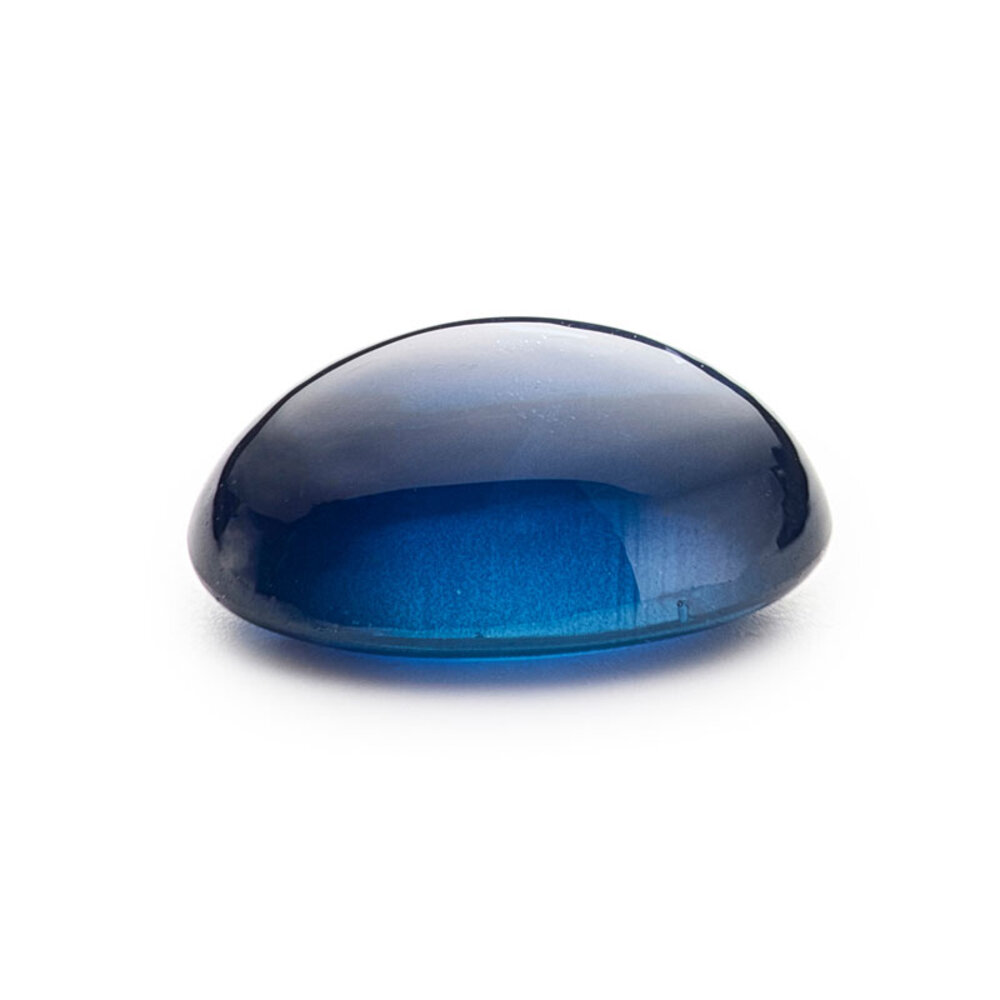 Blå safir, oval cabochon, 7,00 x 5,30 mm 
