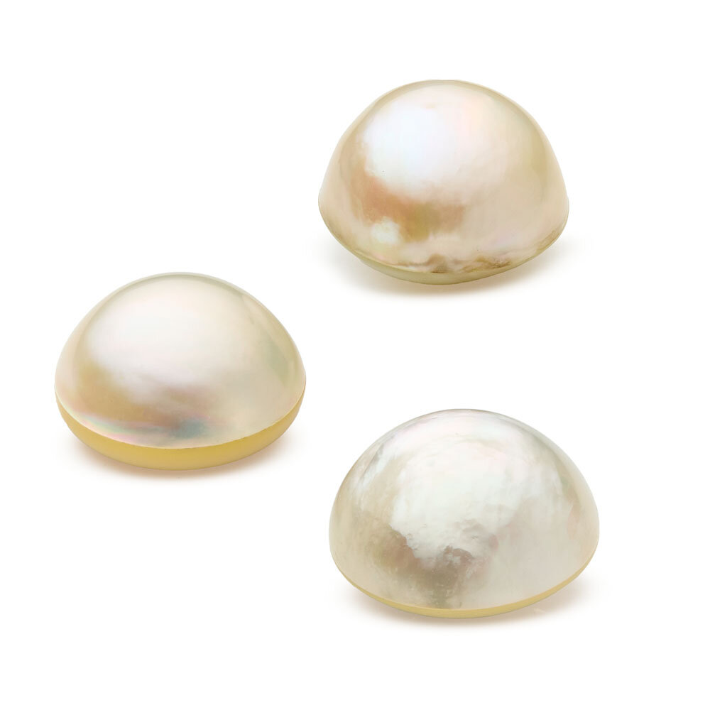 Round mabe pearl, cultured 
