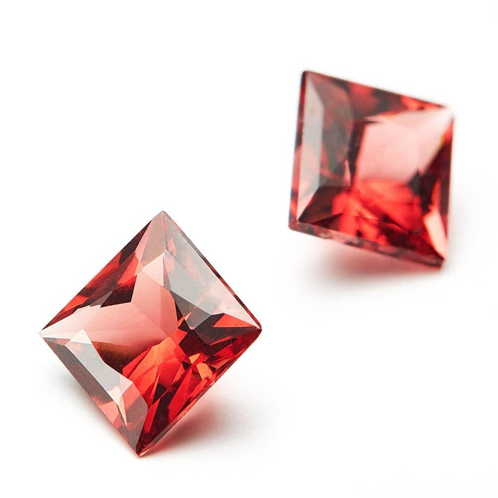 Rhodolit garnet, square, 5.00 x 5.00 mm 