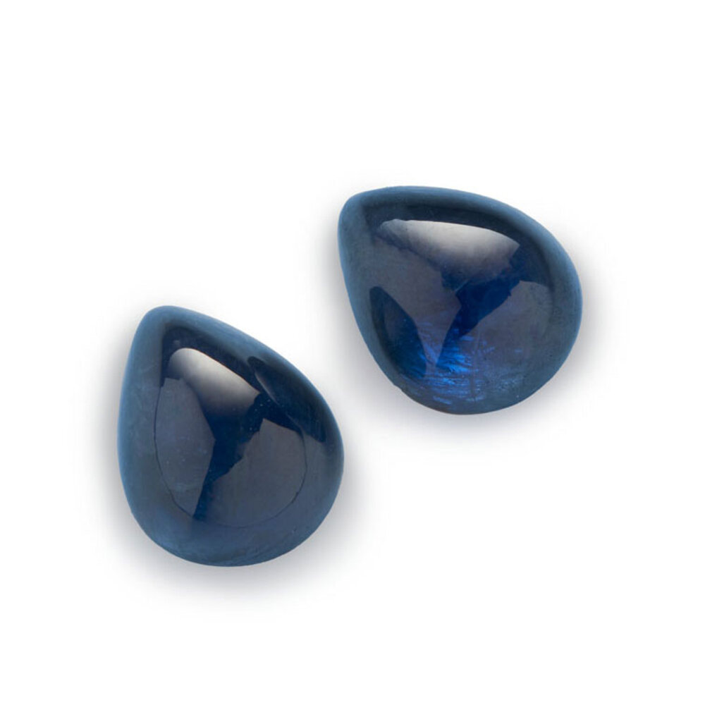 Blue sapphire, drop-shaped cabochon, 9.70 x 8.00 mm 