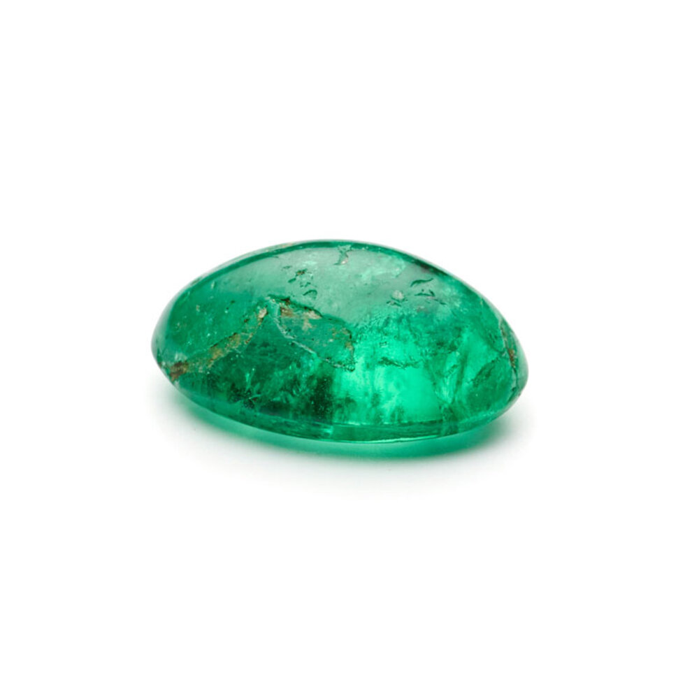 Smaragd, oval cabochon, 5,90 x 4,40 mm 