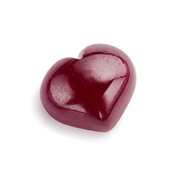Rubin, hjärta cabochon, 8,50 x 7,50 mm