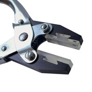 Parallel action plier with soft plastic jaws, flat Maun, 125 mm
