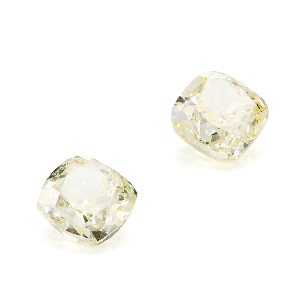 Cushion Light Yellow/VS 0,51 ct 