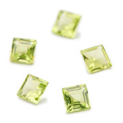 Peridot, carré, 4,00 x 4,00 mm