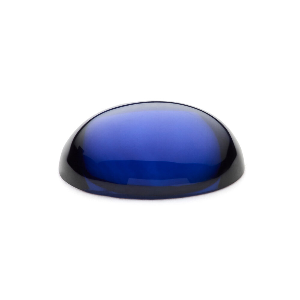 Syntetisk blå safir, oval cabochon 
