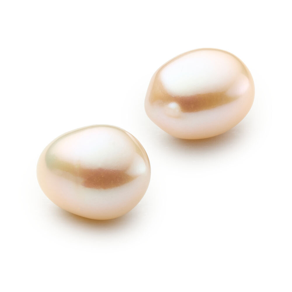 Drop-shaped freshwater pearls, cultured, 14.80 x 11.50 mm 